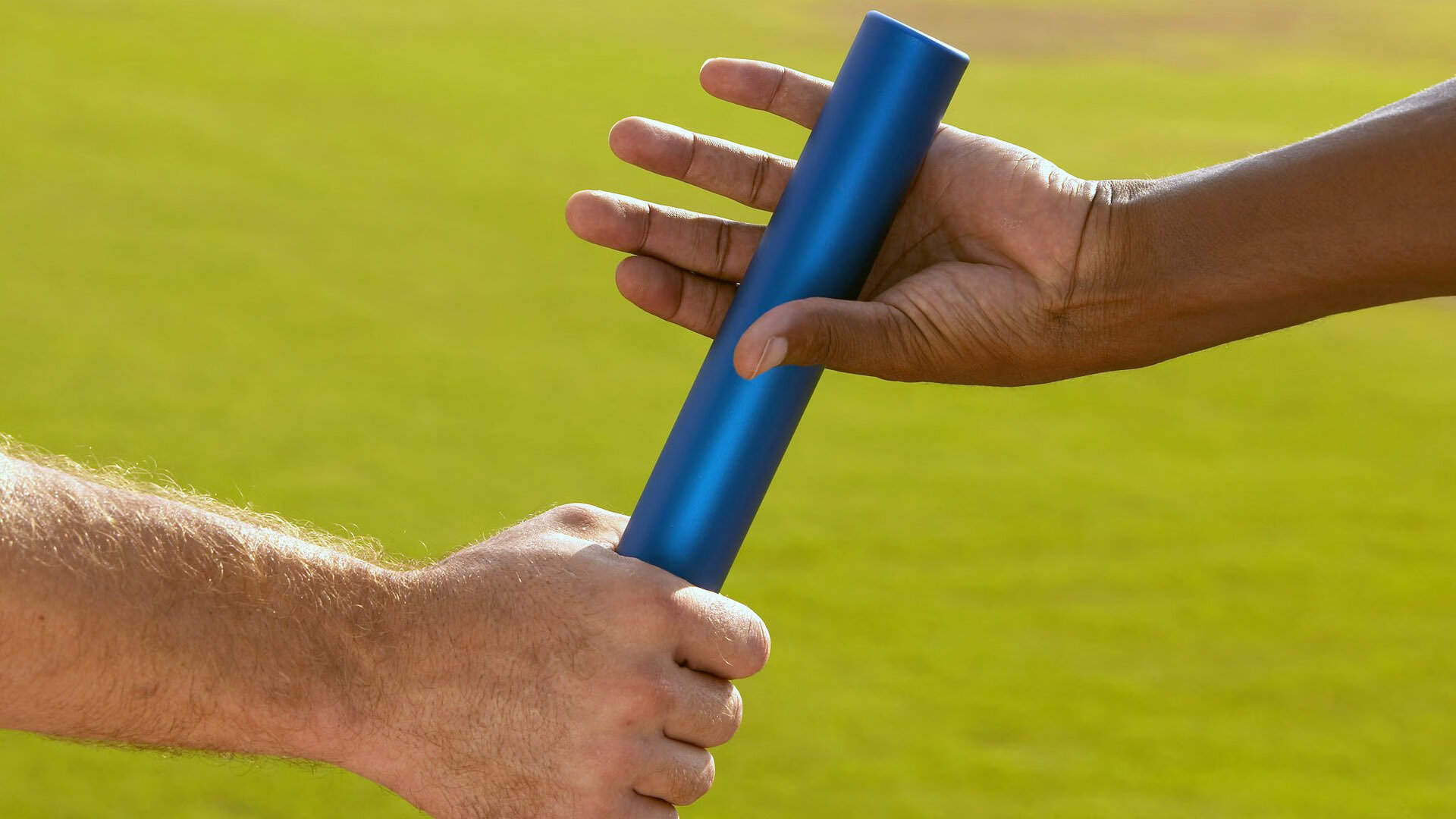 传奇回归：退休巨星跨界成为媒体评论员，传奇归来媒体大礼包